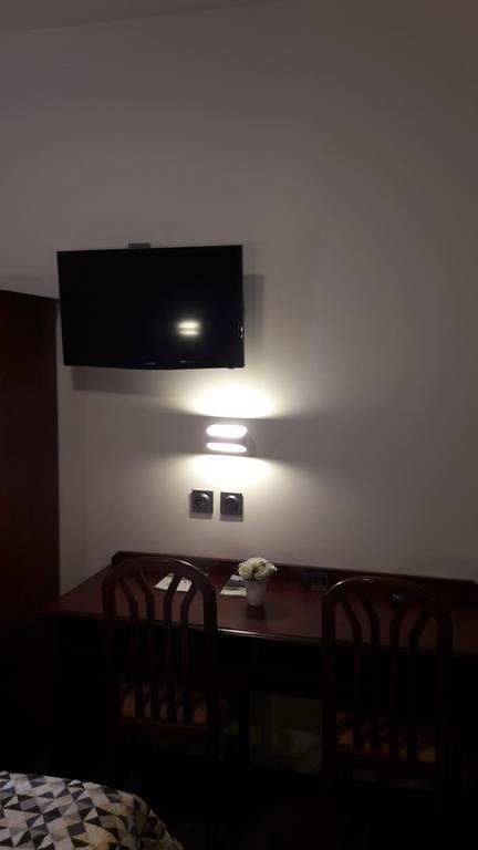 Hotel Coq Hardi Лилль Экстерьер фото