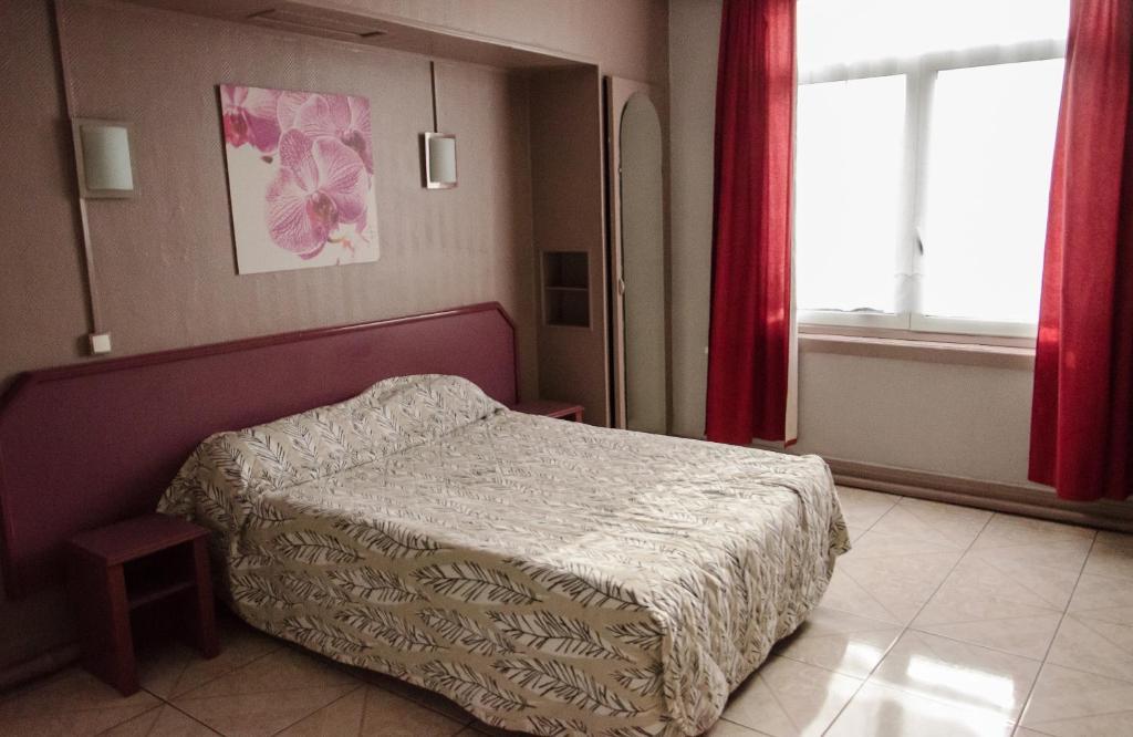 Hotel Coq Hardi Лилль Экстерьер фото