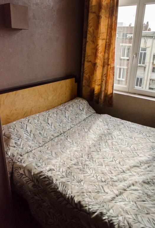Hotel Coq Hardi Лилль Номер фото